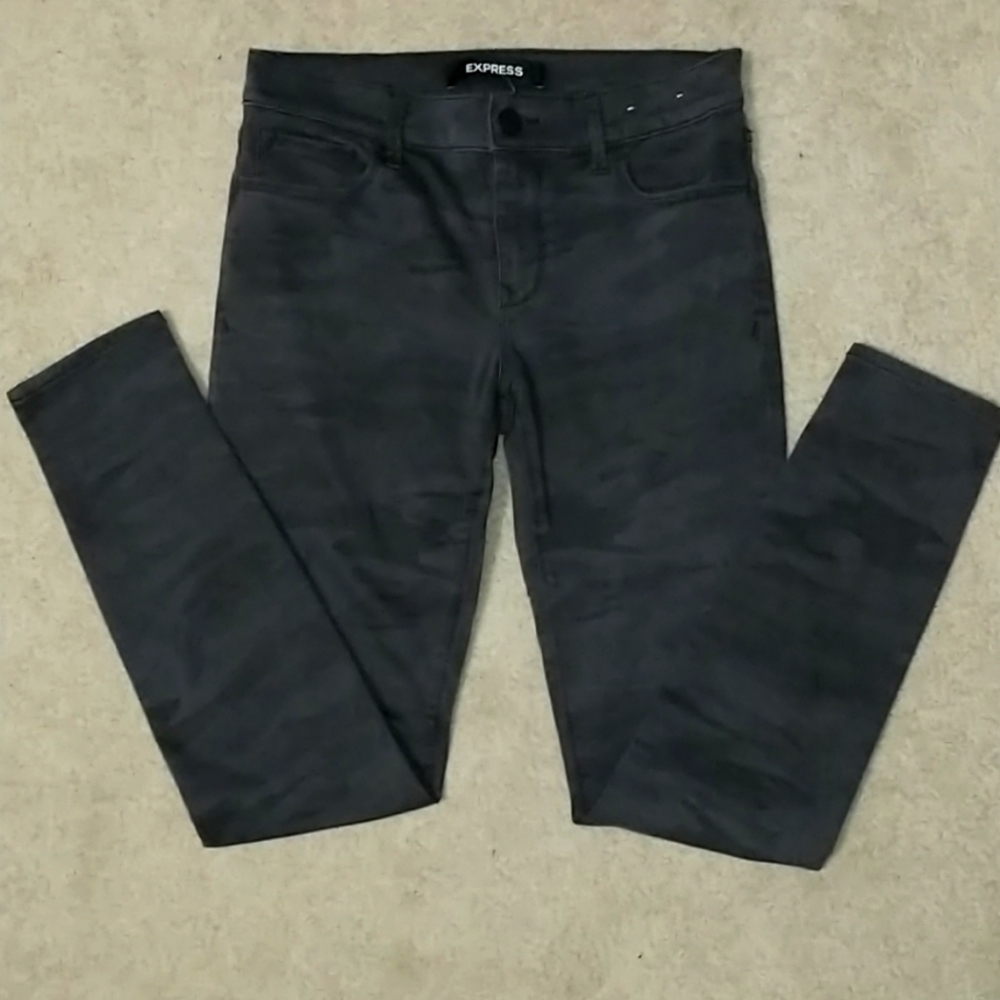 Express camo skinny jean/legging